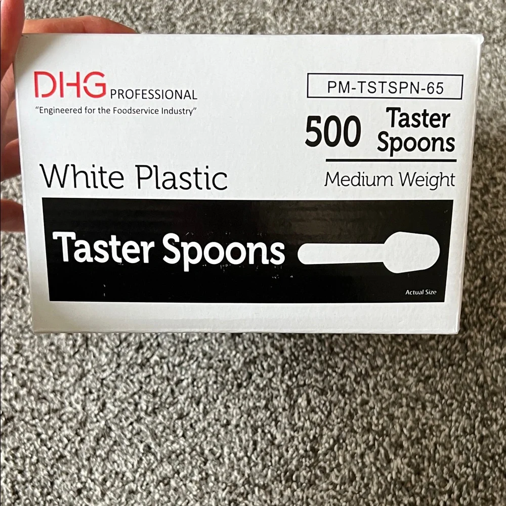 BNWT (sealed) Professional White Plastic Medium Weight Taster Spoons 500 Count